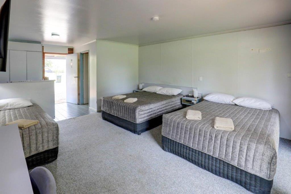 Tambo Mill Motel & Caravan Park Экстерьер фото